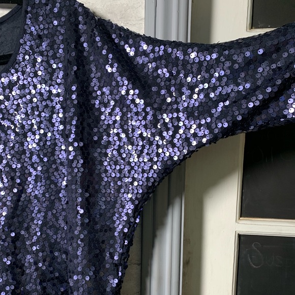 Blue sequins crop shirt - Picture 5 of 8